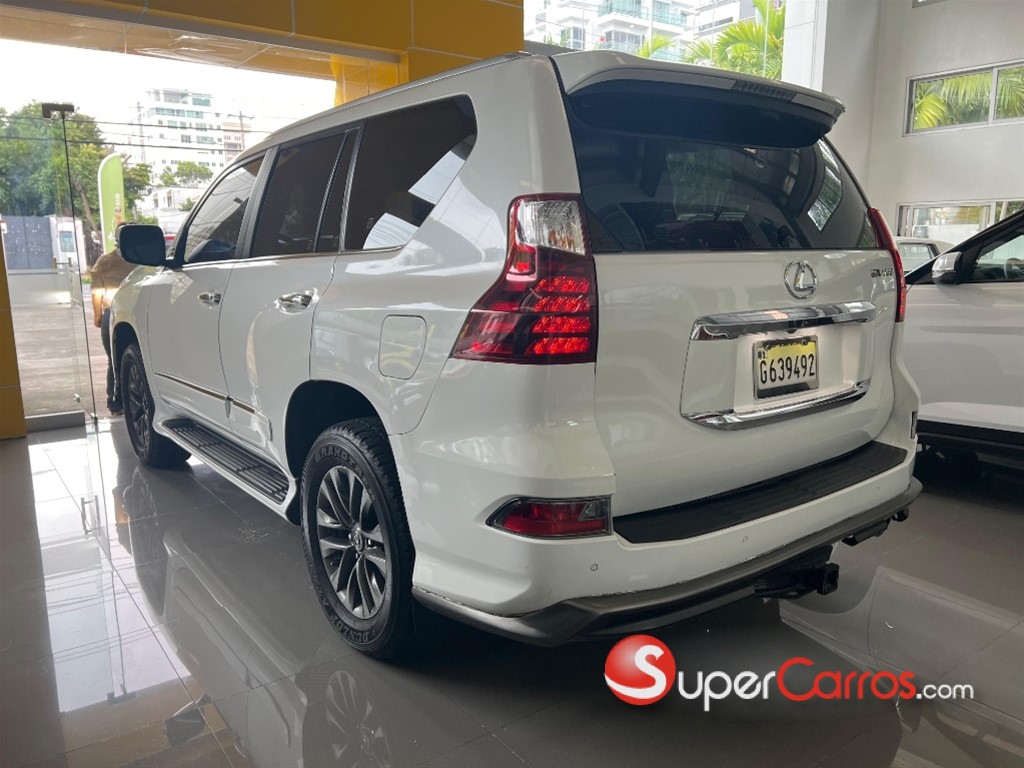 2017 Lexus GX 460 Luxury — foto 3 / 10