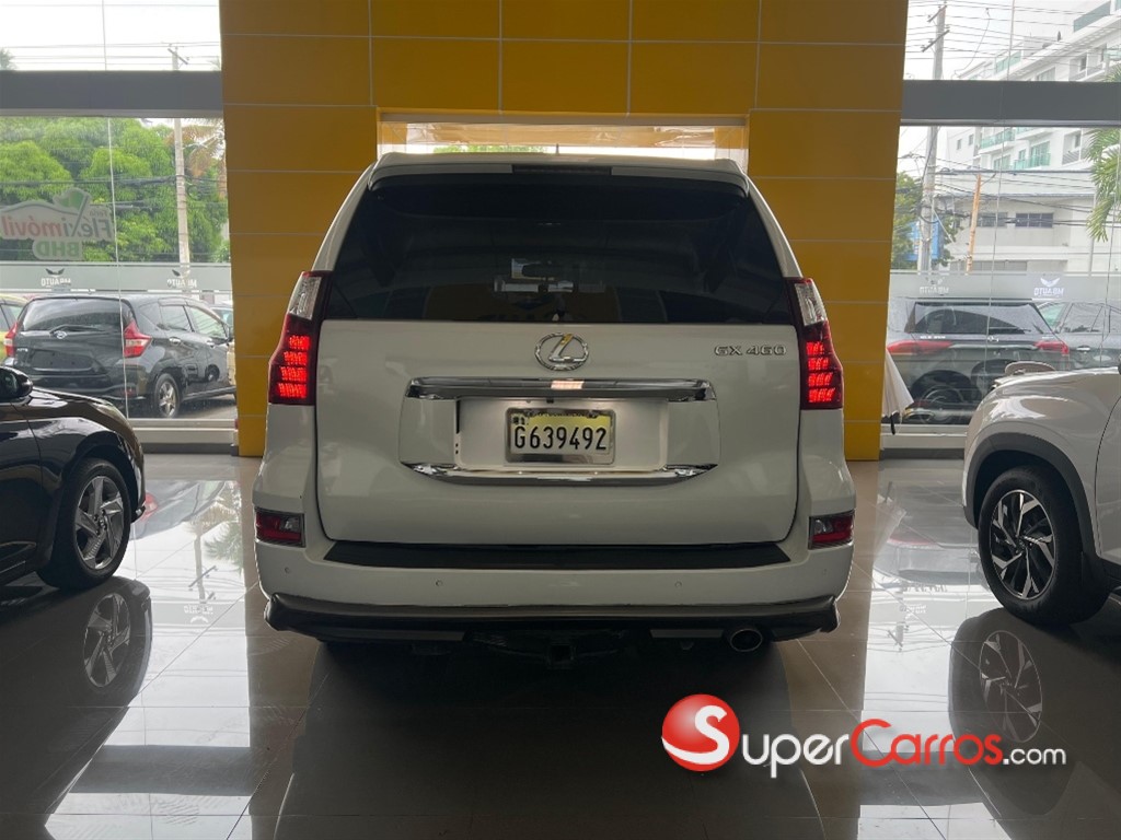 2017 Lexus GX 460 Luxury — foto 4 / 10