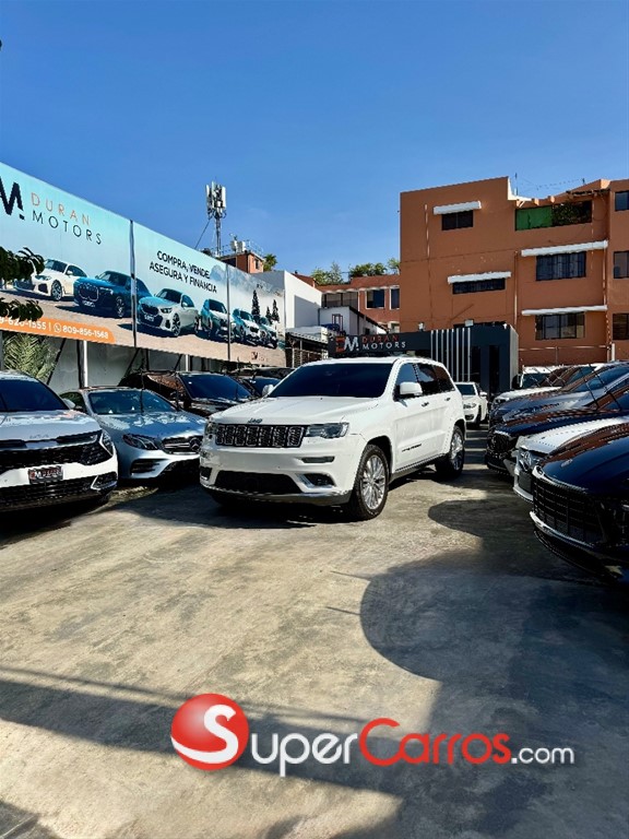 2018 Jeep Grand Cherokee SUMMIT