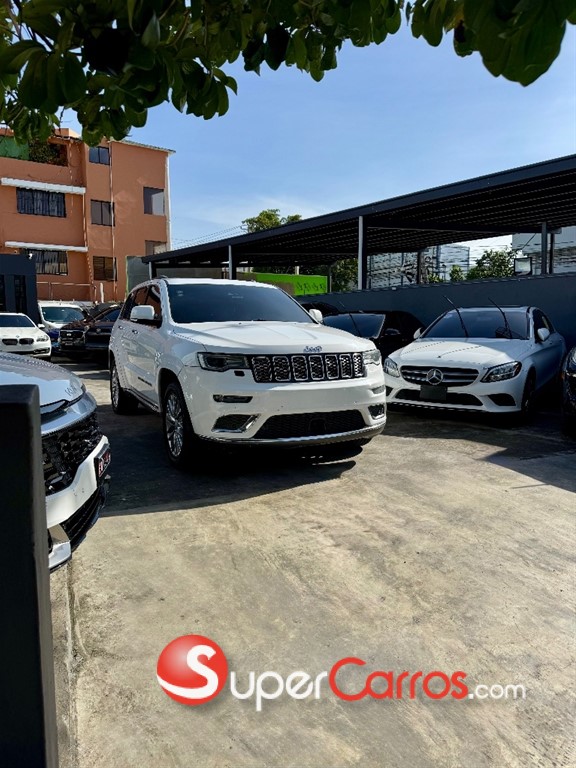 2018 Jeep Grand Cherokee SUMMIT — foto 3 / 12