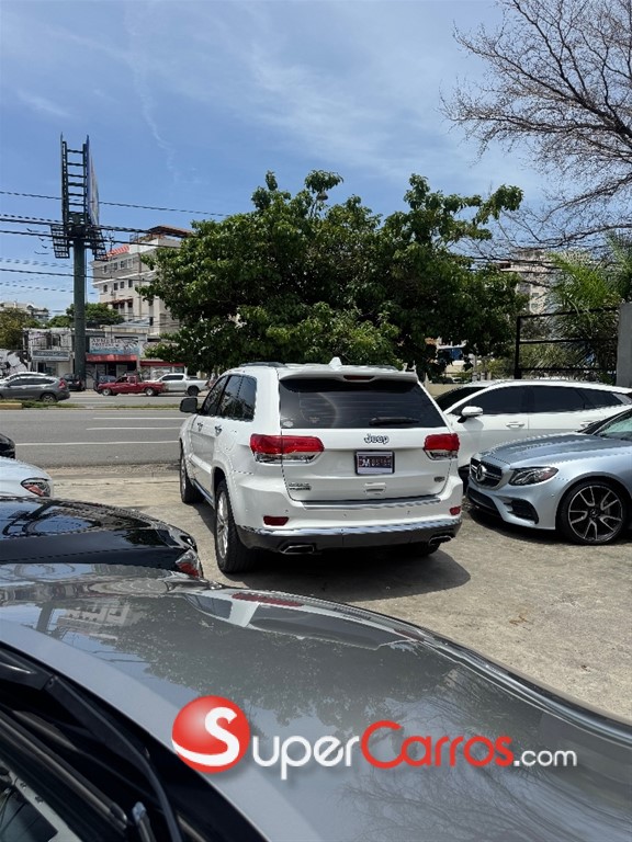 2018 Jeep Grand Cherokee SUMMIT — foto 8 / 12