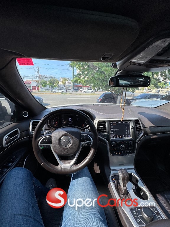 2018 Jeep Grand Cherokee SUMMIT — foto 10 / 12