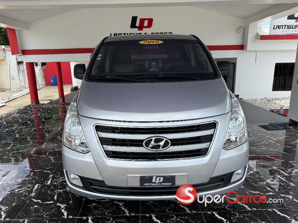 2018 Hyundai Grand Starex — foto 2 / 9