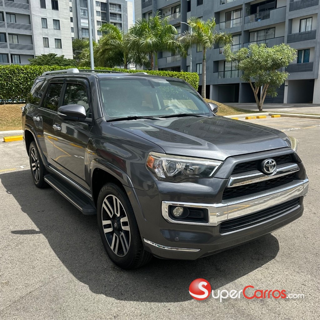 2017 Toyota 4 Runner — foto 3 / 9