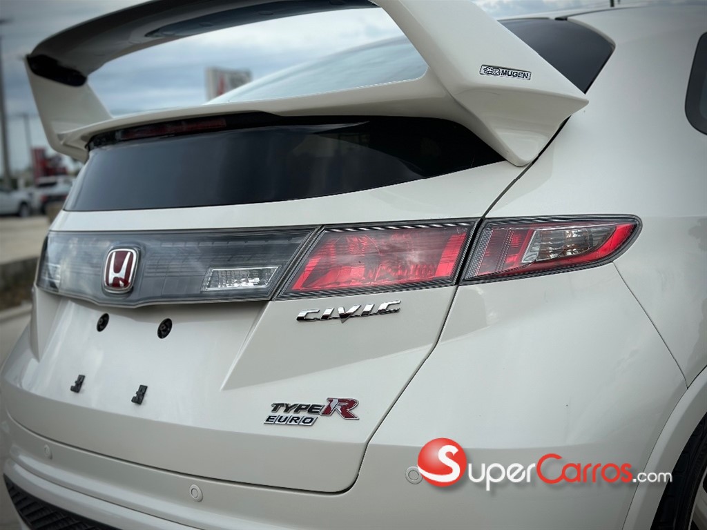 2011 Honda Civic Type R — foto 6 / 12