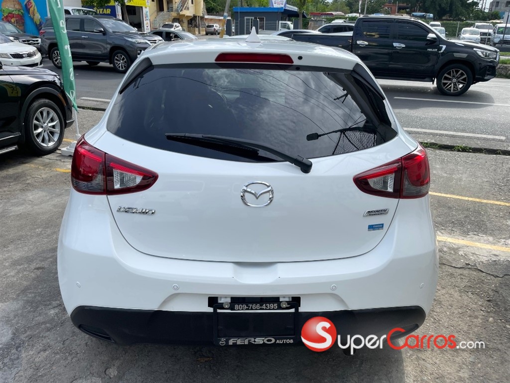2019 Mazda Demio — foto 9 / 12