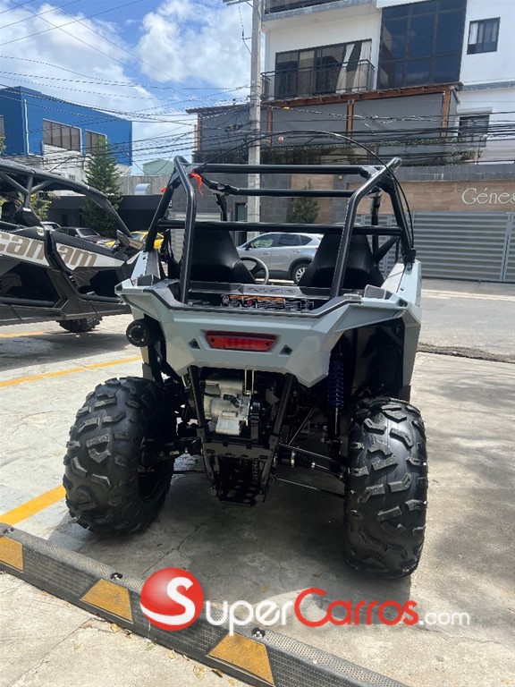 2025 Polaris RZR — foto 4 / 7