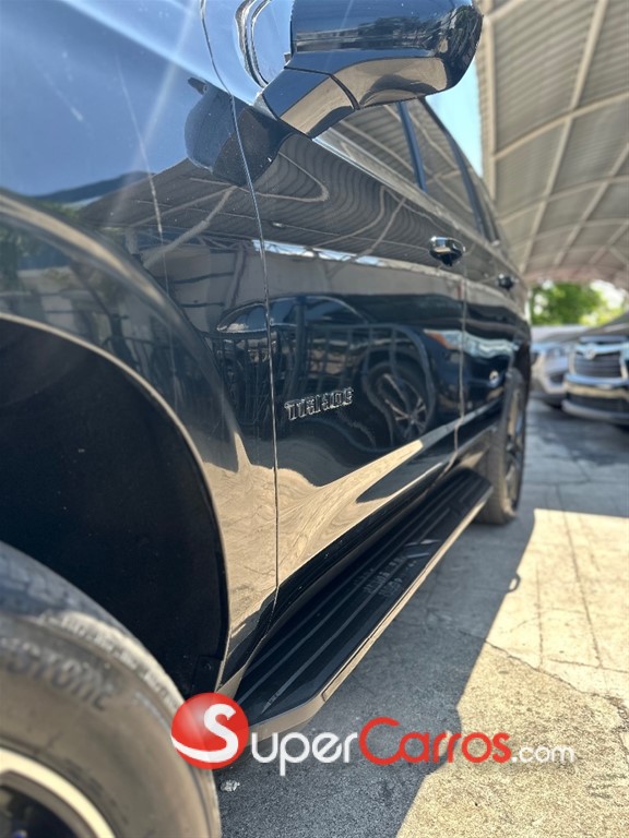 2022 Chevrolet Tahoe RST — foto 3 / 12