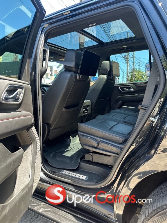 2022 Chevrolet Tahoe RST — foto 7 / 12