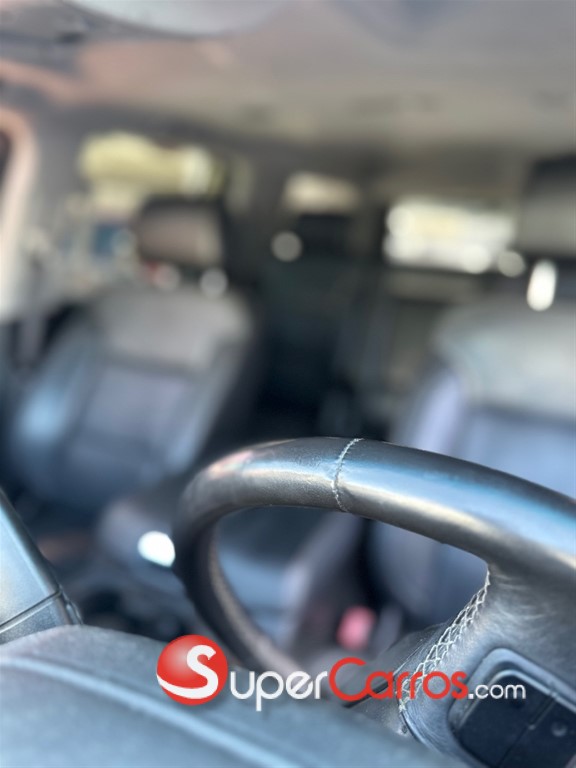 2017 Chevrolet Tahoe LT — foto 8 / 10