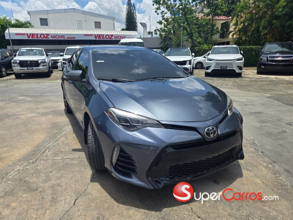 2018 Toyota Corolla SE — foto 2 / 6