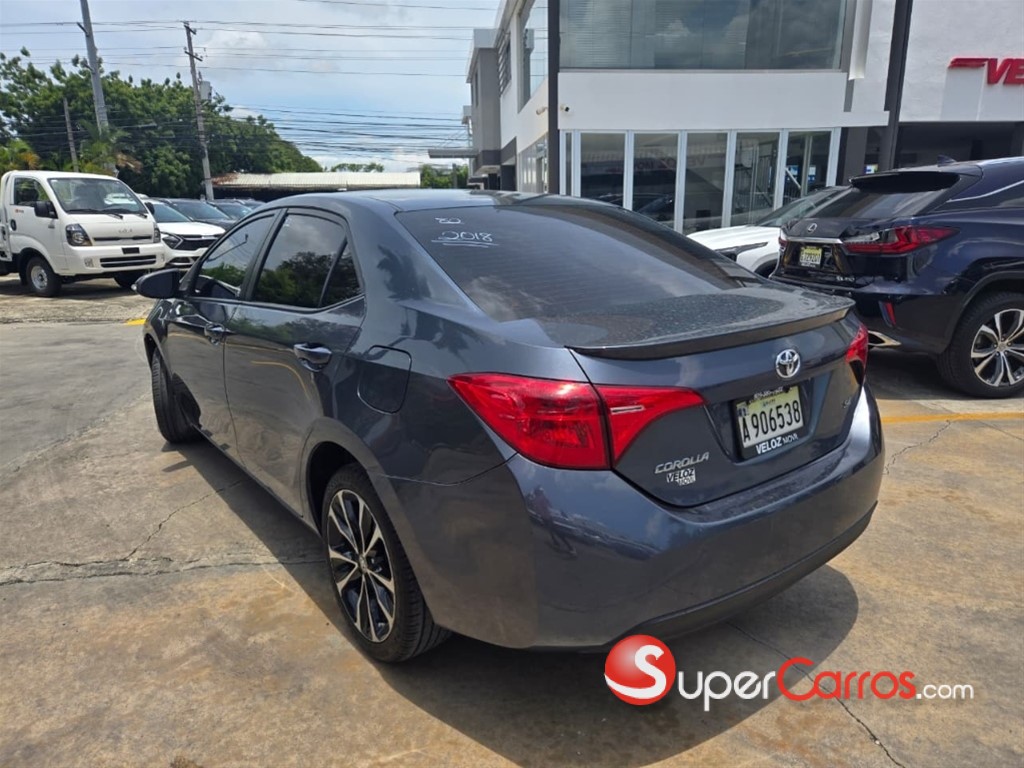 2018 Toyota Corolla SE — foto 3 / 6