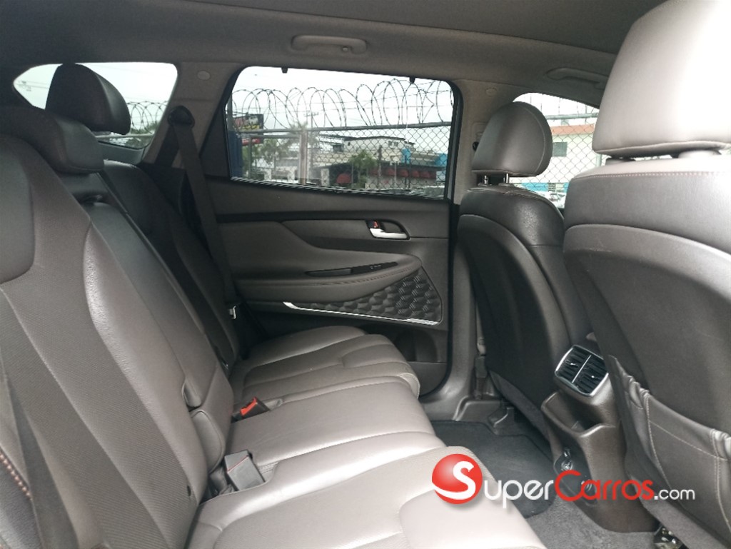 2019 Hyundai Santa Fe Limited — foto 4 / 11