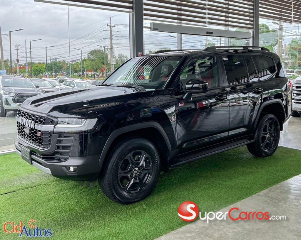 2026 Toyota Land Cruiser GR SPORT — foto 2 / 10