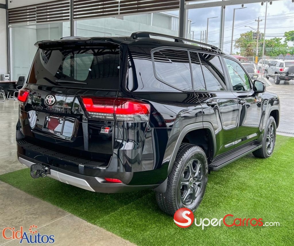 2026 Toyota Land Cruiser GR SPORT — foto 3 / 10