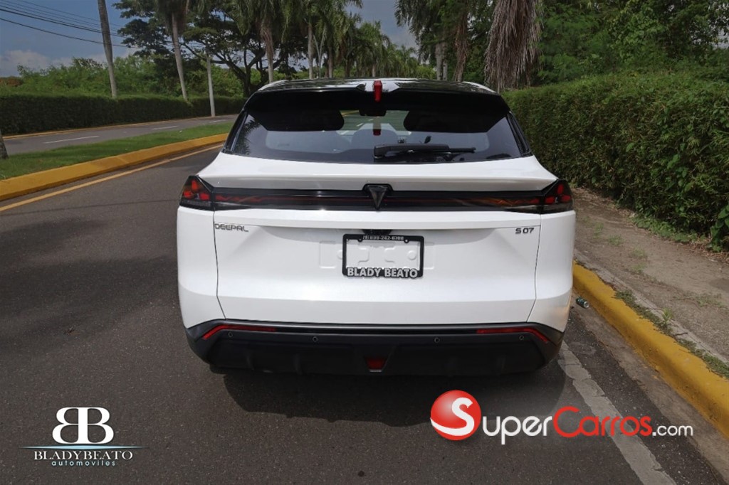 2026 Deepal S7 — foto 9 / 10