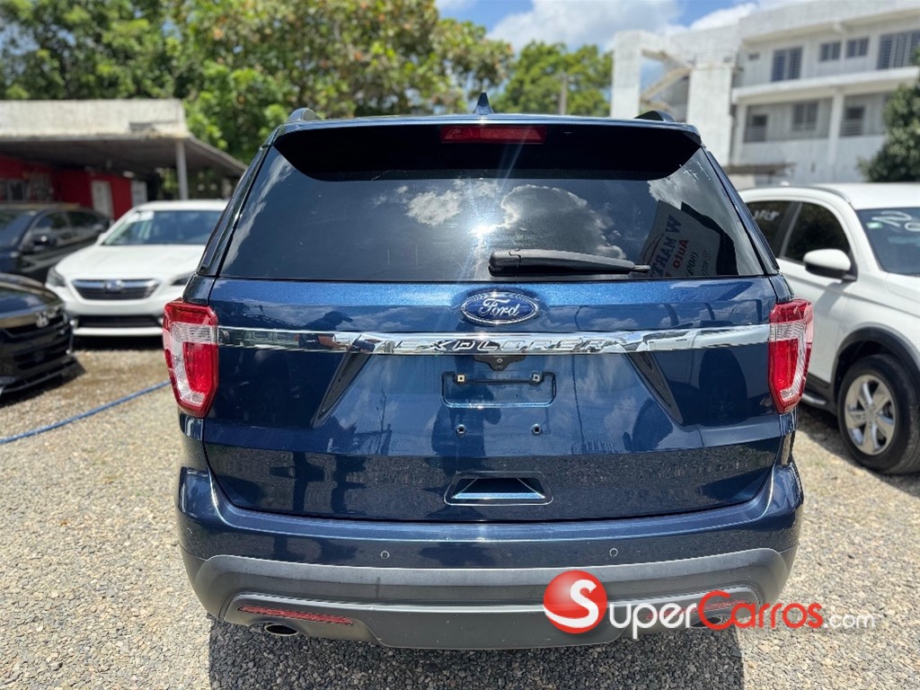 2017 Ford Explorer — foto 4 / 11