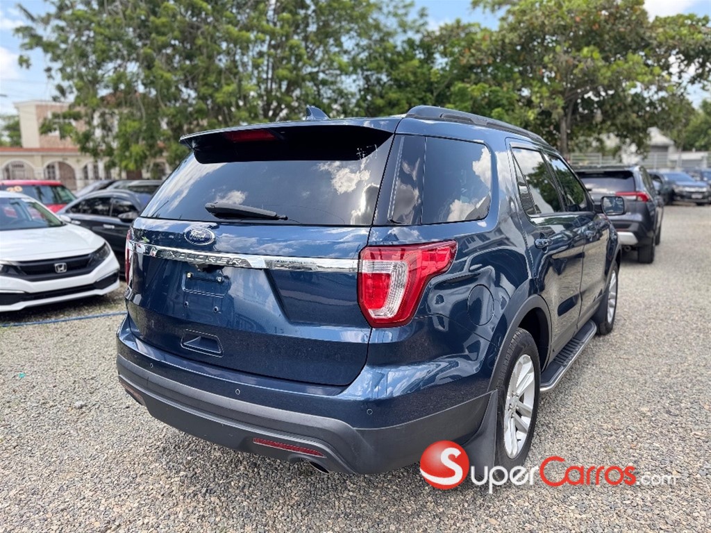 2017 Ford Explorer — foto 5 / 11