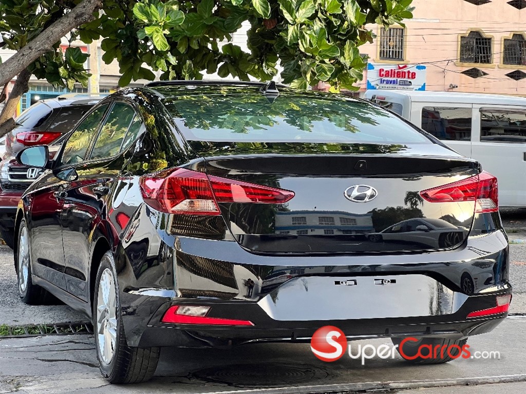 2020 Hyundai Elantra Value Edition — foto 4 / 9