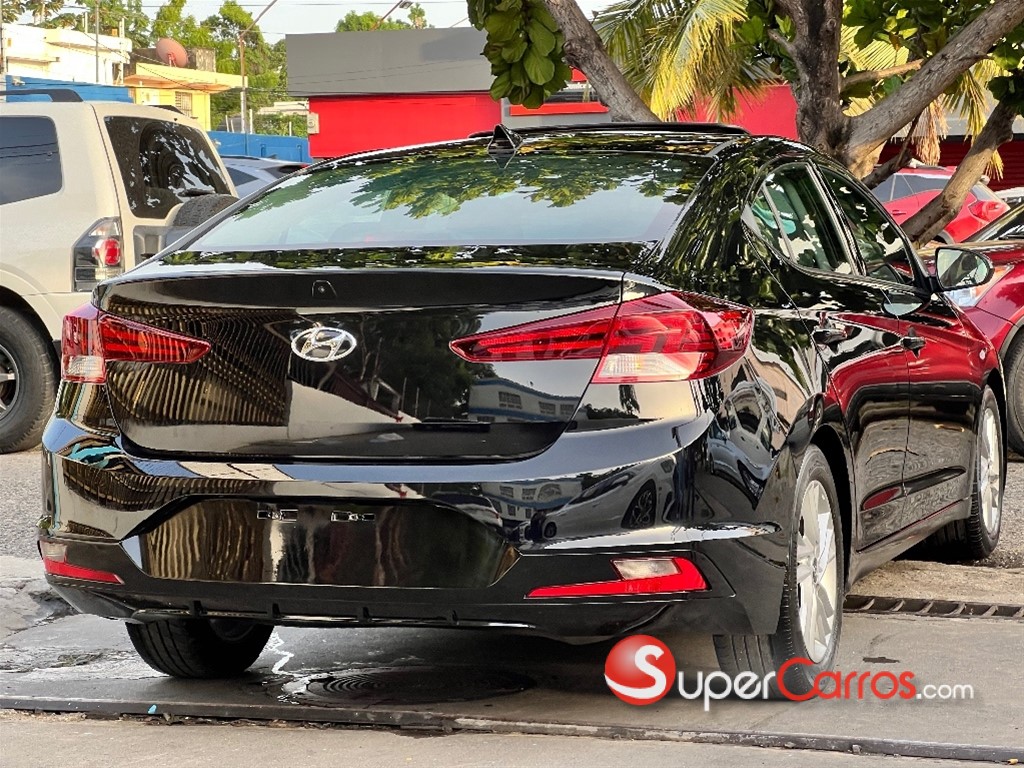 2020 Hyundai Elantra Value Edition — foto 5 / 9