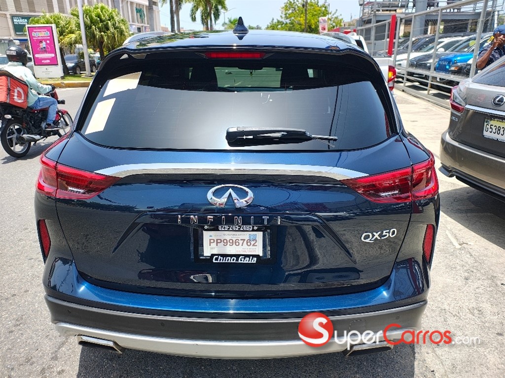 2019 Infiniti QX-50 Essential — foto 8 / 11