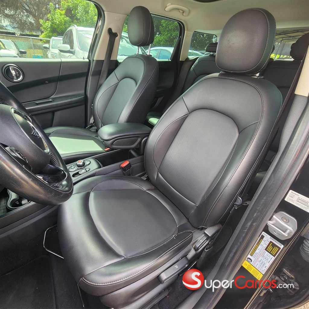 2019 Mini Cooper Countryman — foto 10 / 12