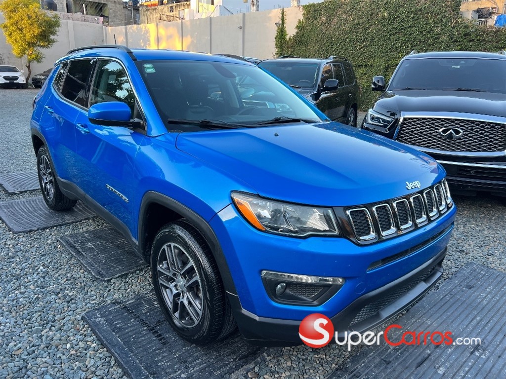 2017 Jeep Compass Limited — foto 2 / 7