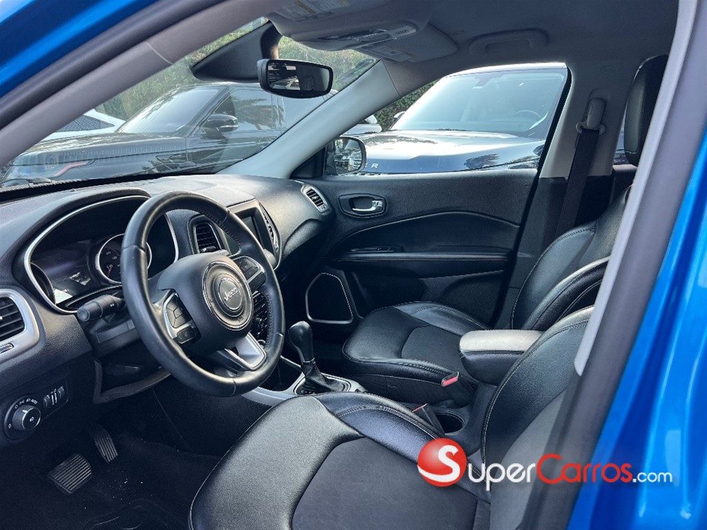 2017 Jeep Compass Limited — foto 4 / 7