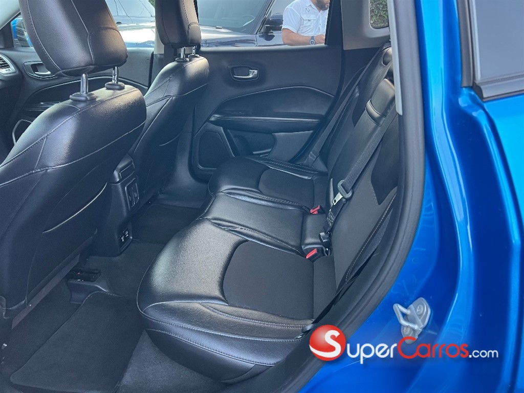 2017 Jeep Compass Limited — foto 7 / 7