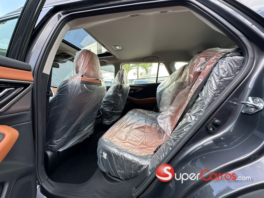2026 Subaru Outback Touring XT — foto 8 / 12