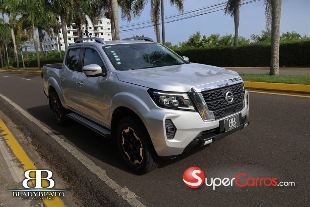 2022 Nissan Frontier LE — foto 4 / 10