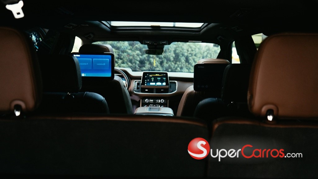 2023 Chevrolet Suburban Highcountry — foto 5 / 10