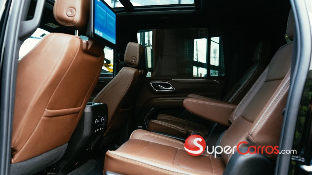 2023 Chevrolet Suburban Highcountry — foto 6 / 10