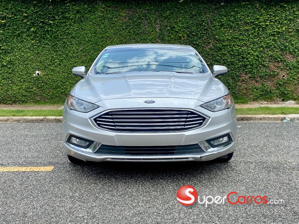 2017 Ford Fusion SE — foto 2 / 11