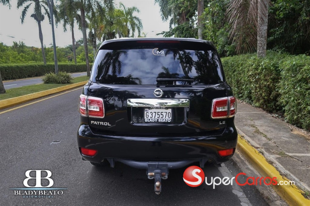 2016 Nissan Patrol — foto 7 / 8