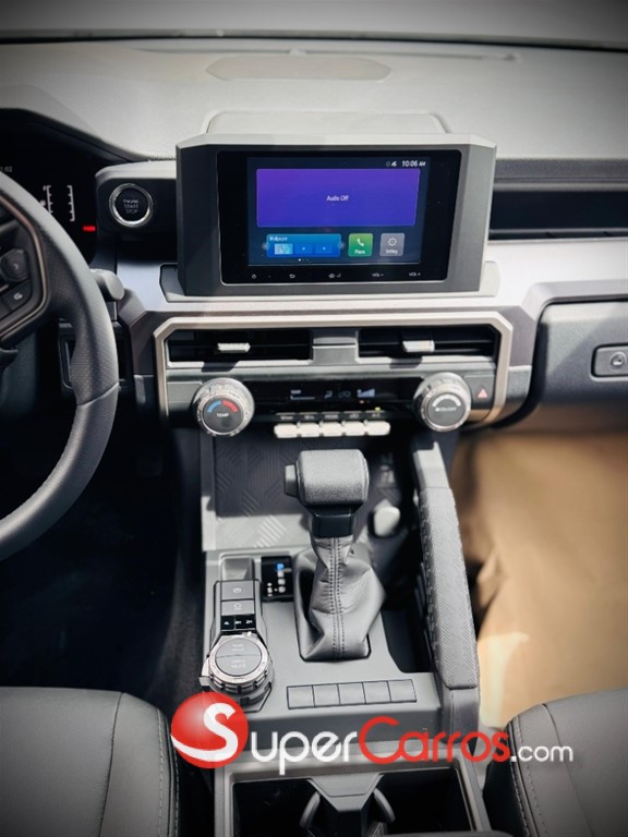 2026 Toyota 4 Runner SR5 — foto 7 / 10