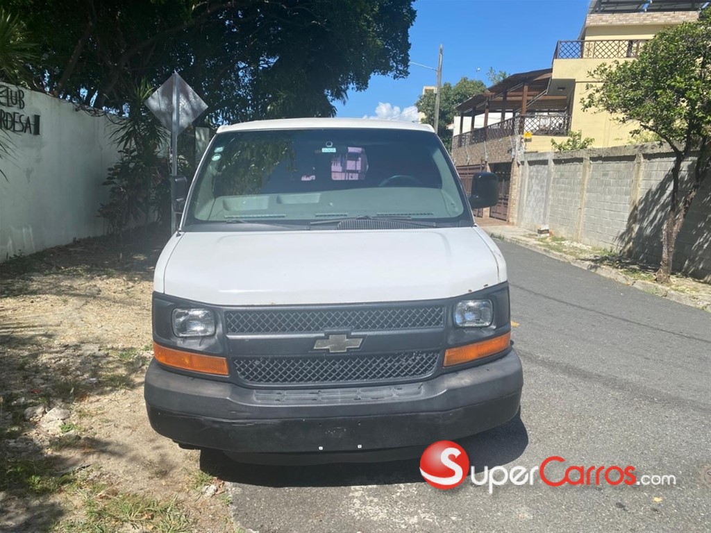 2012 Chevrolet Express — foto 8 / 8