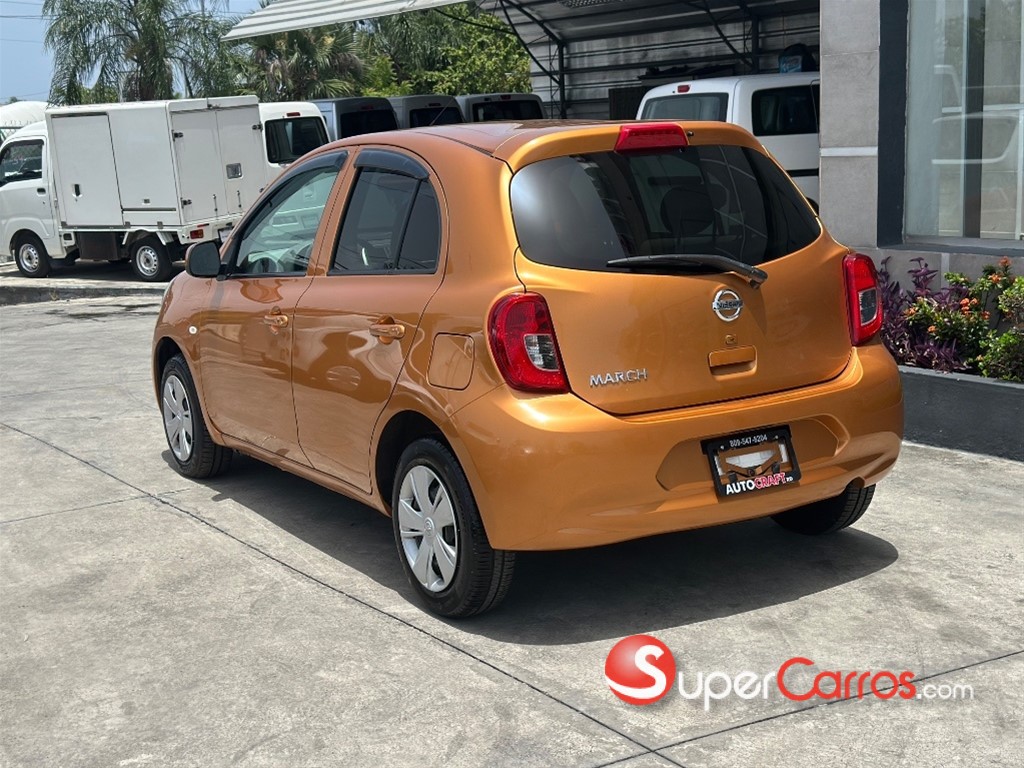 2019 Nissan March — foto 6 / 9