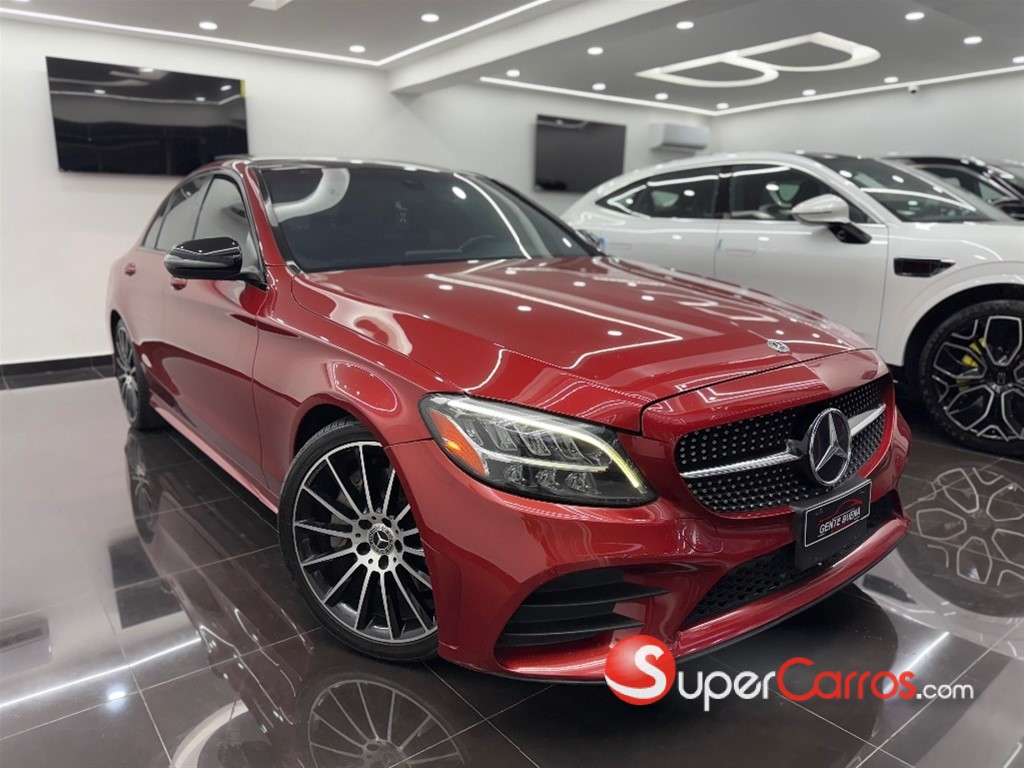2019 Mercedes-Benz Clase C 300 AMG — foto 2 / 9