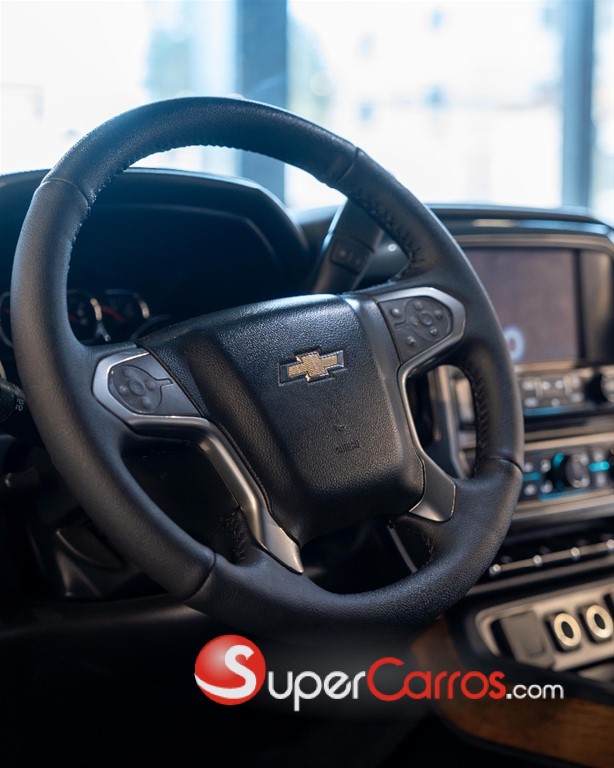 2014 Chevrolet Silverado LTZ — foto 7 / 12
