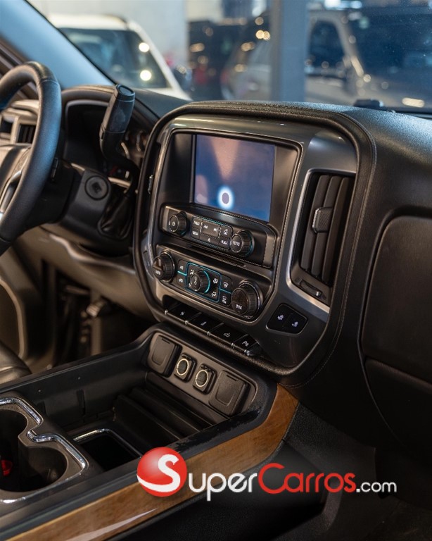2014 Chevrolet Silverado LTZ — foto 8 / 12