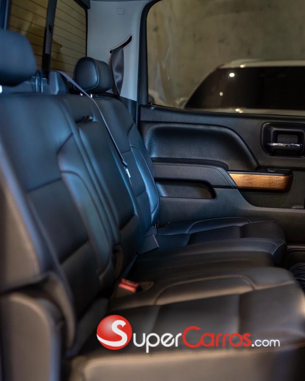 2014 Chevrolet Silverado LTZ — foto 9 / 12