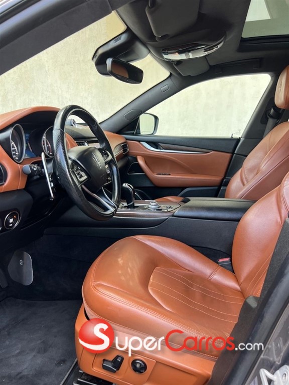 2018 Maserati Levante — foto 9 / 10