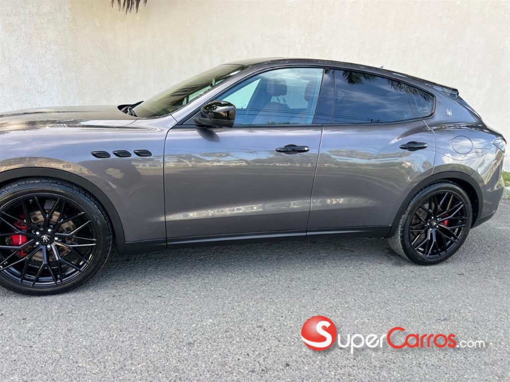2018 Maserati Levante — foto 10 / 10