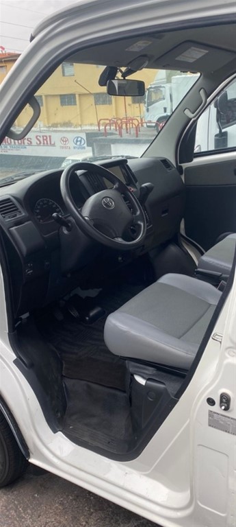 2019 Toyota Town-Ace — foto 10 / 12