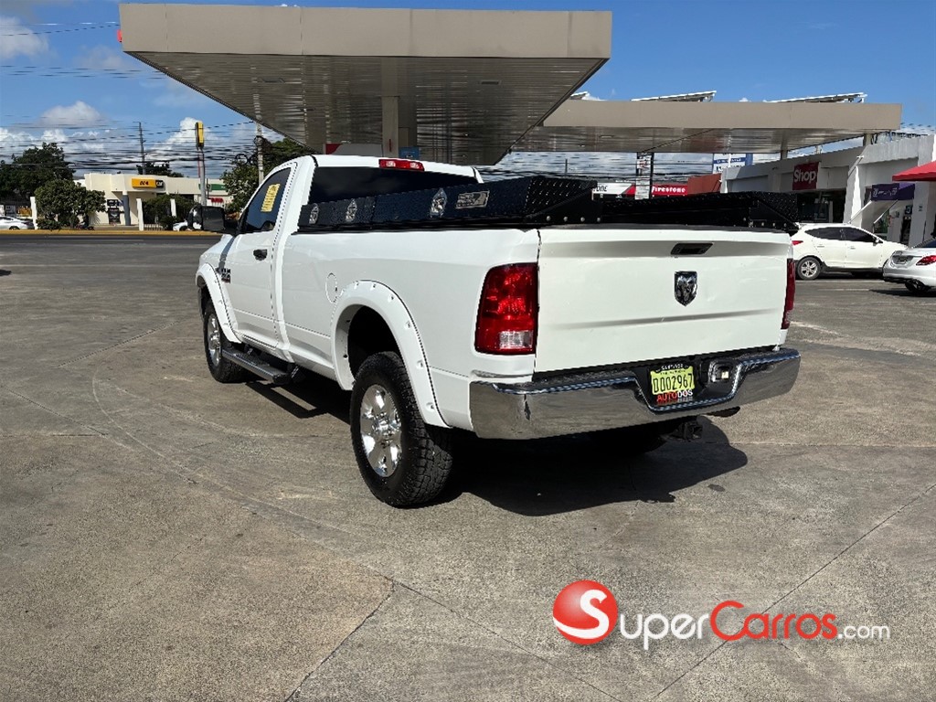 2017 Dodge Ram 2500 — foto 4 / 11
