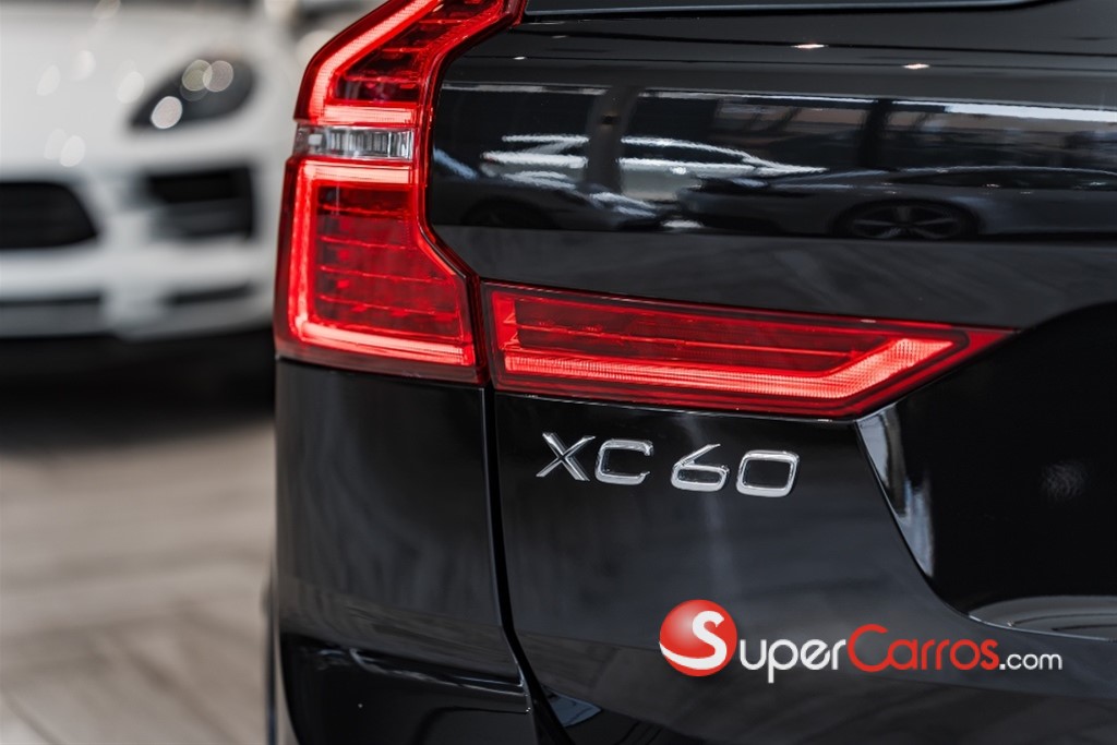 2025 Volvo XC60 Polestar — foto 7 / 12
