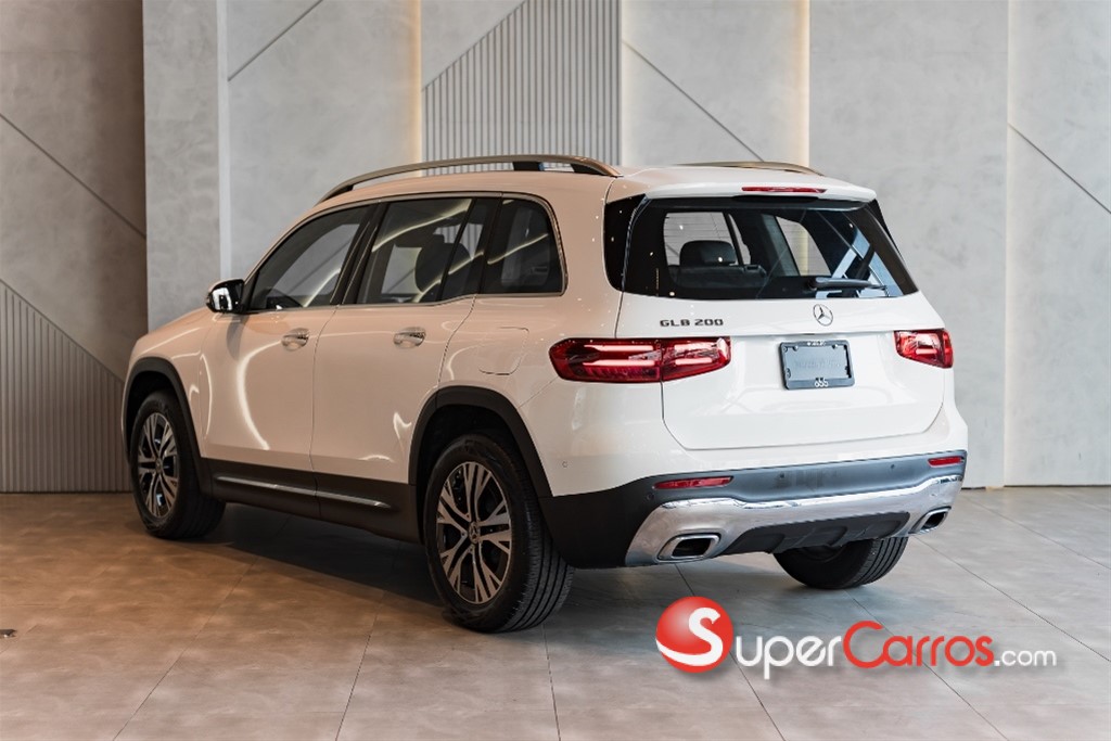 2025 Mercedes-Benz Clase GLB 200 — foto 4 / 12