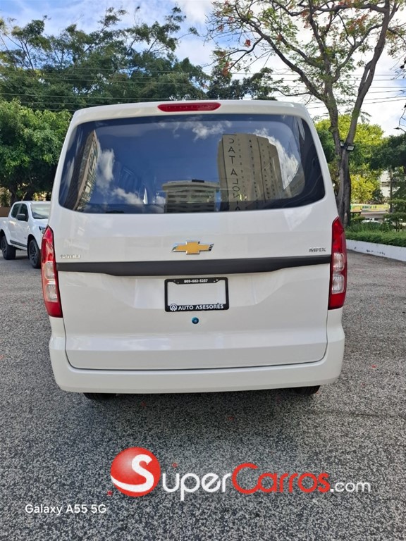 2025 Chevrolet N400 Cargo — foto 3 / 8