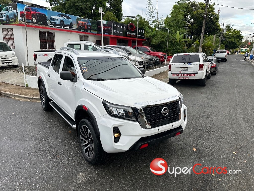 2021 Nissan Frontier — foto 3 / 12